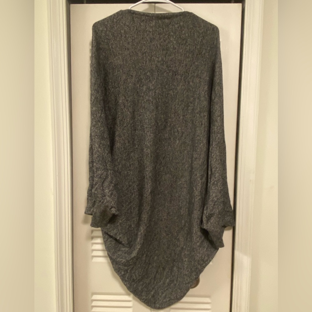 Express Cardigan - Picture 2 of 3
